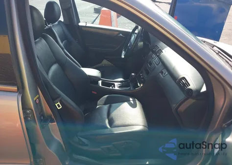 2004 Mercedes-Benz C 230 Kompressor Sport/Sport from USA, damaged, VIN WDBRF40J74A646902